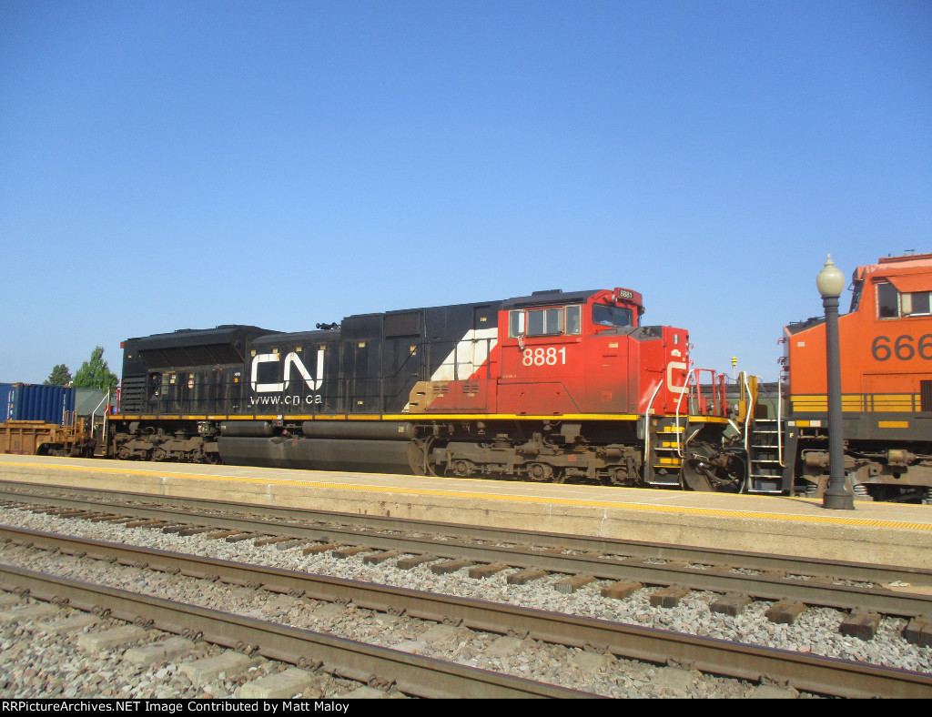 CN 8881